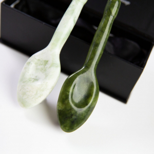The Jade Applicator in White and Green